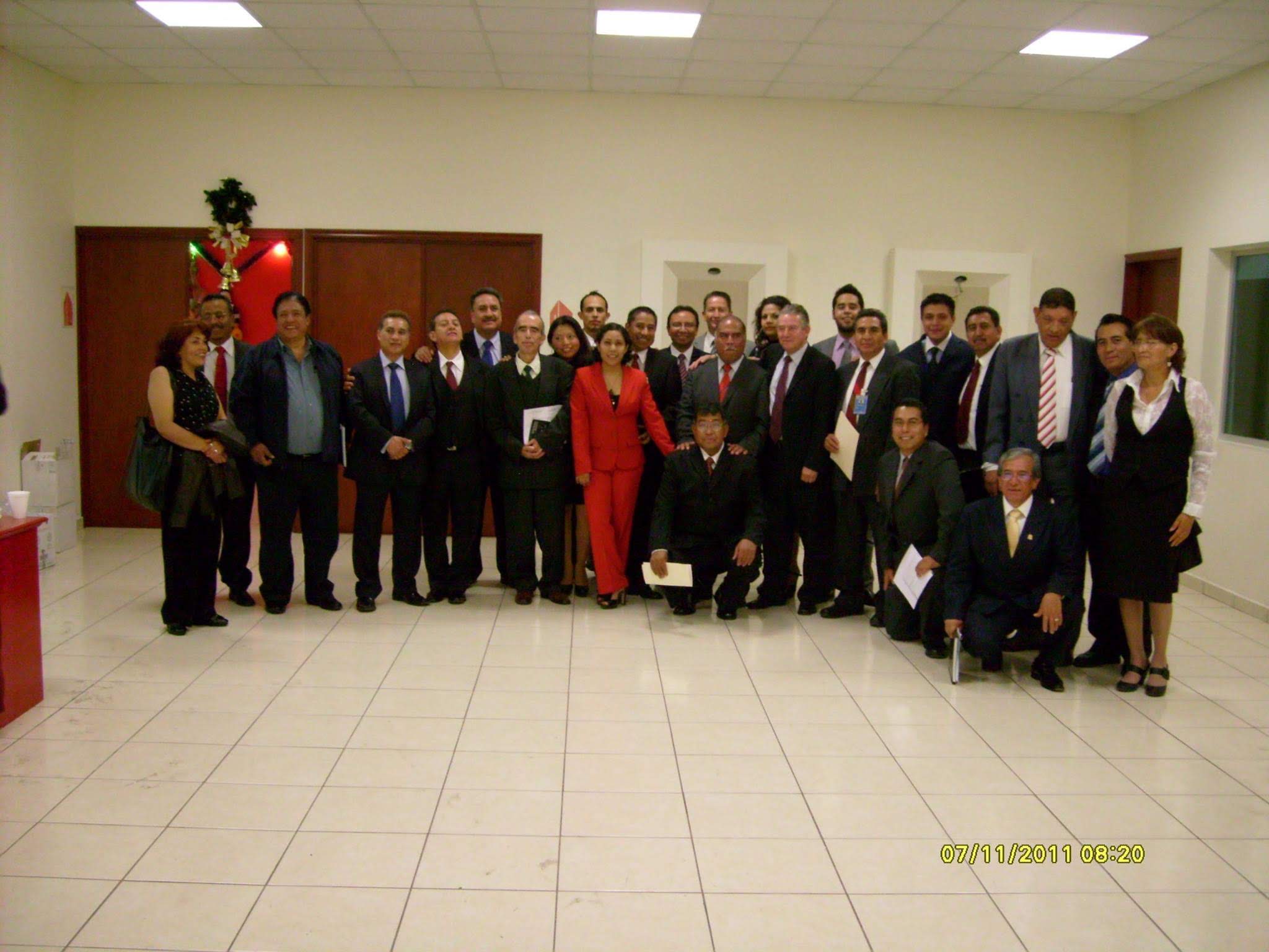Fotografía institucional adjunta